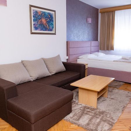 Motel New Sanatron Bosanski Novi Ngoại thất bức ảnh