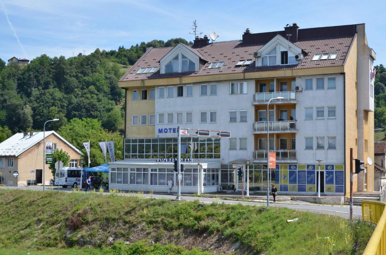 Motel New Sanatron Bosanski Novi Ngoại thất bức ảnh