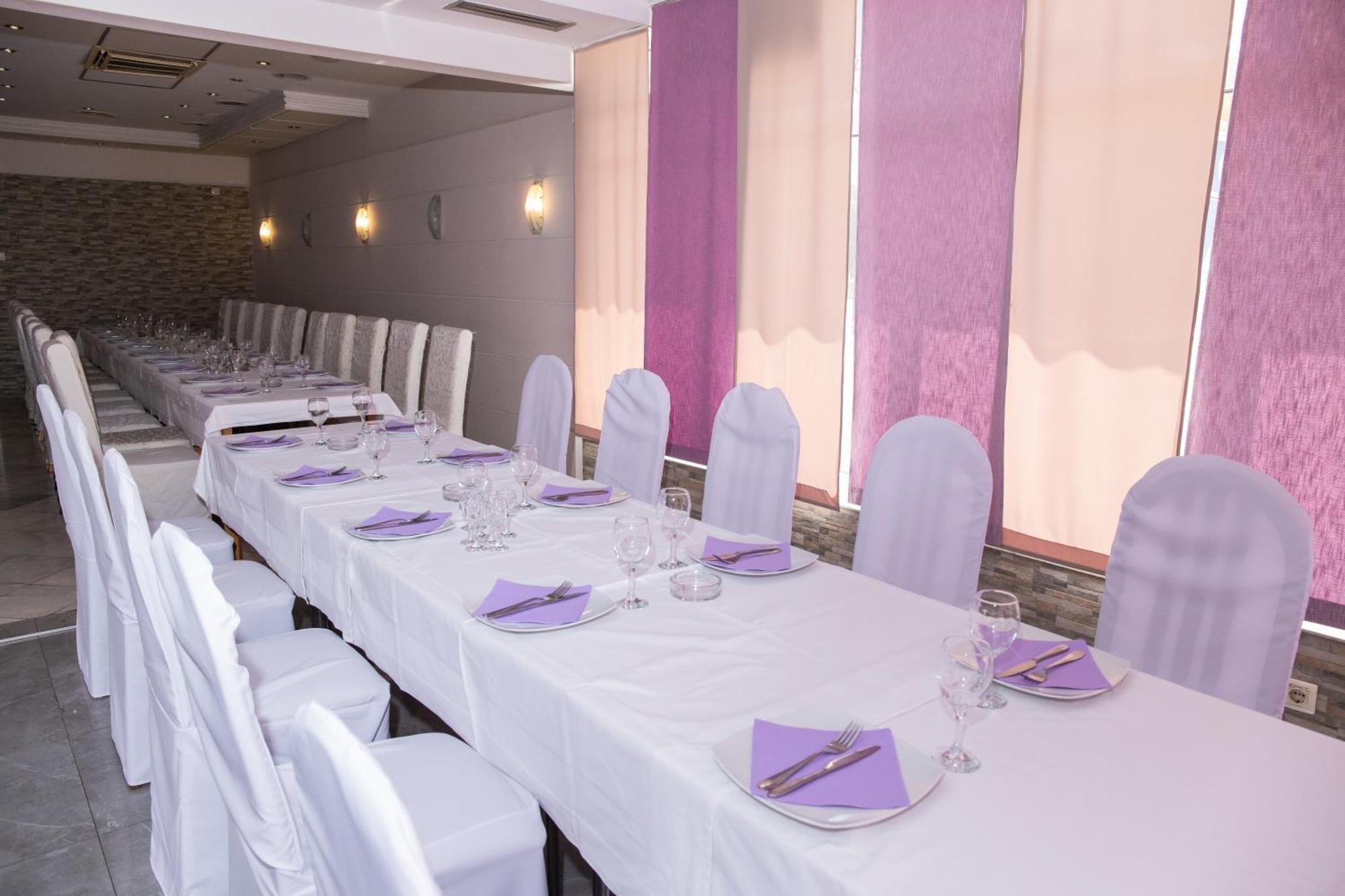 Motel New Sanatron Bosanski Novi Ngoại thất bức ảnh