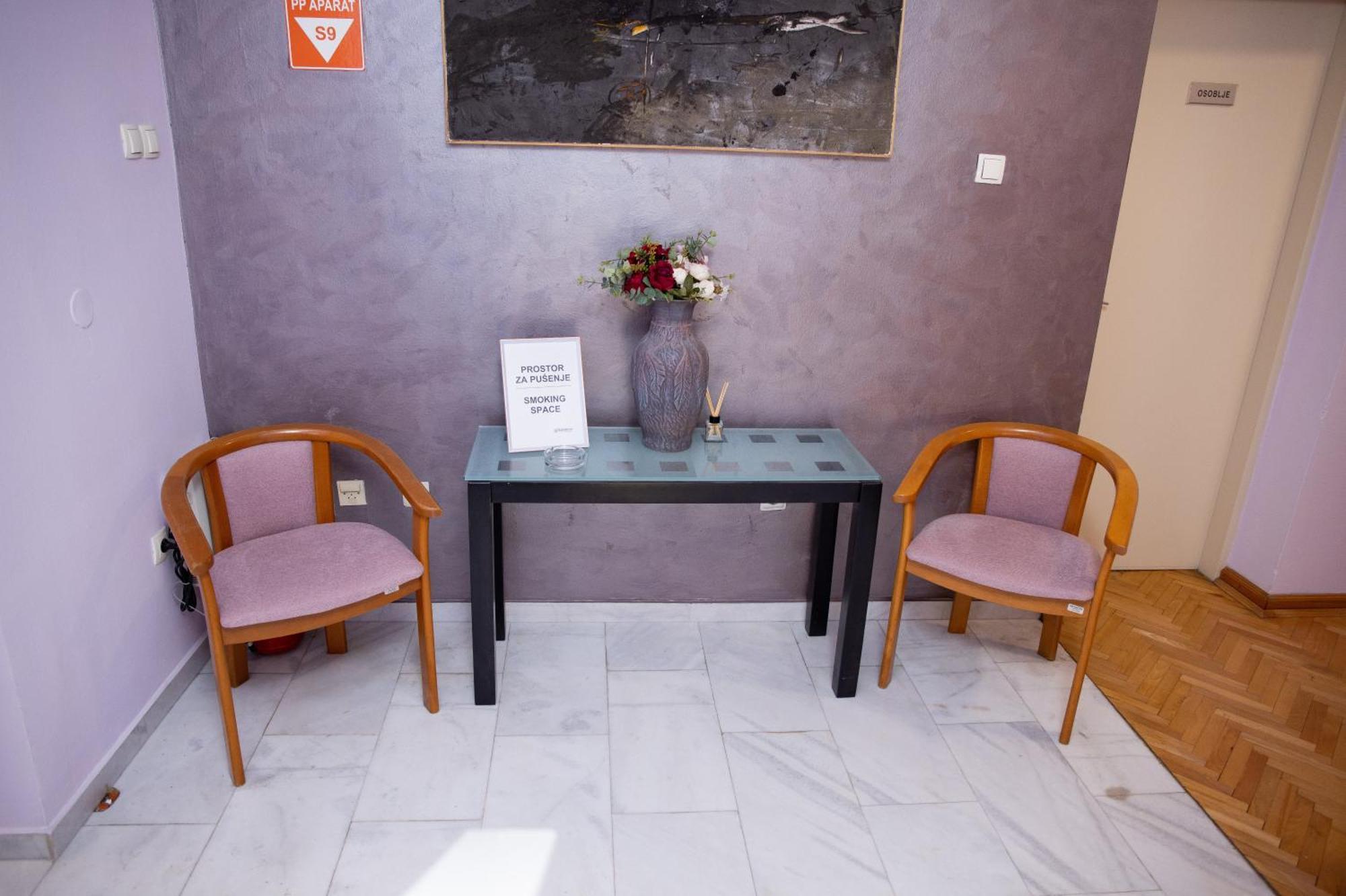 Motel New Sanatron Bosanski Novi Ngoại thất bức ảnh