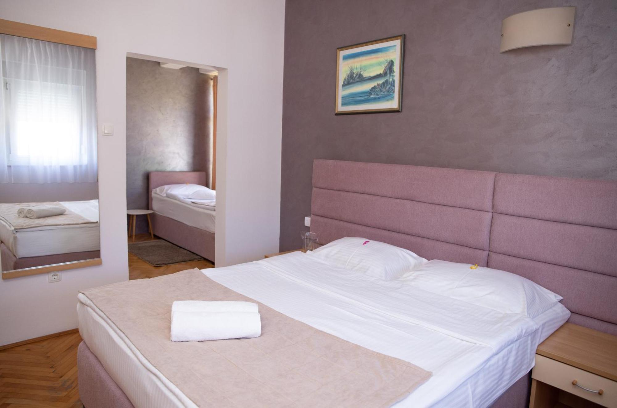 Motel New Sanatron Bosanski Novi Ngoại thất bức ảnh