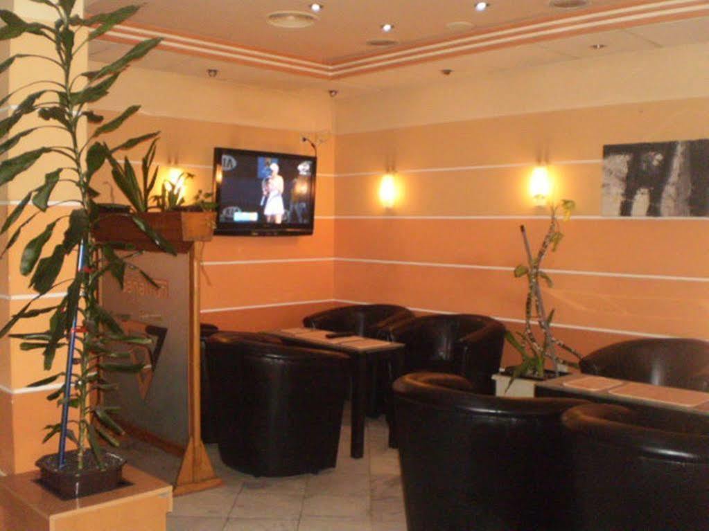 Motel New Sanatron Bosanski Novi Ngoại thất bức ảnh